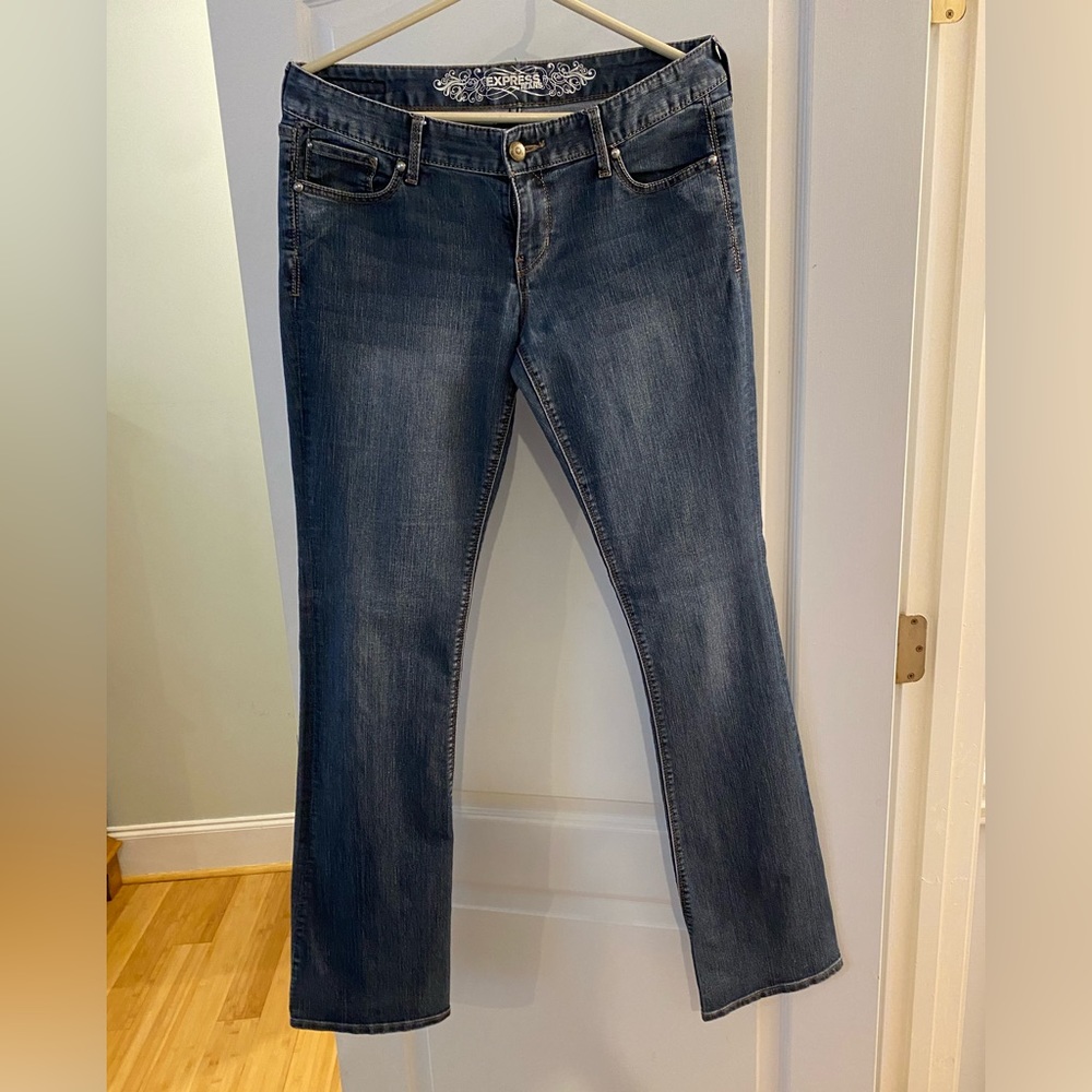 Women’s, low rise, barely boot, express jeans, 8 long